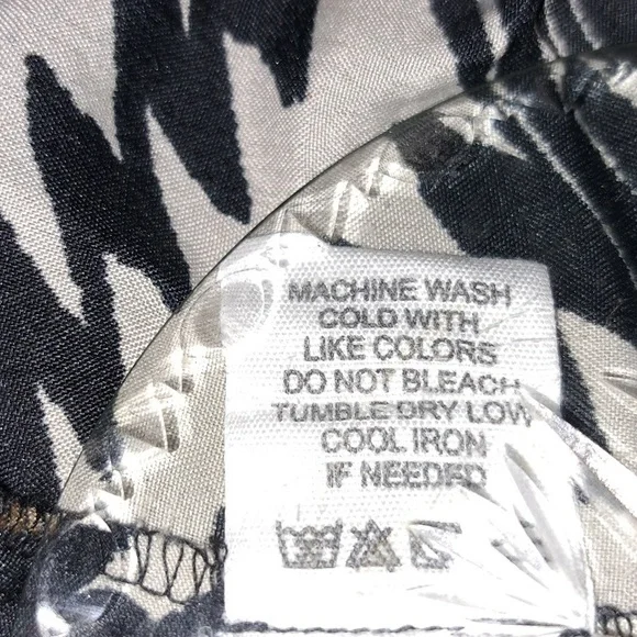 Truth NYC Crop Top for Women V-Neckline Bohemian Print Size Large - Picture 7 of 15